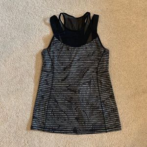 Lululemon tank top with built in sports bra